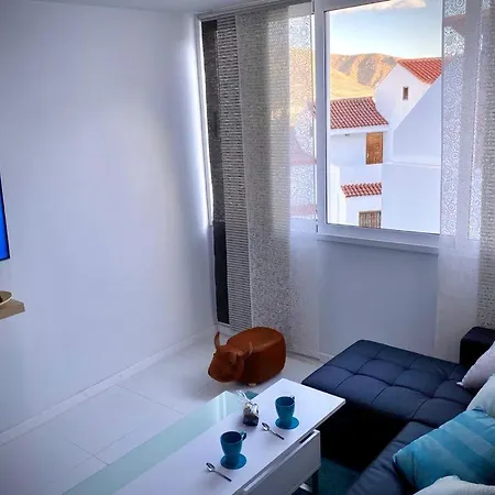 Διαμέρισμα 1 Bedroom The Luxe Los Cristianos Arona (Tenerife)